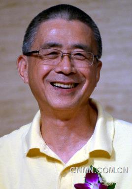 張頌?zāi)? /></p>
<p> 張頌?zāi)?nbsp; (1942.6—)浙江富陽人。擅長油畫。1964年結(jié)業(yè)于中央美術(shù)學(xué)院油畫系本科。“文革”期間就職于北京市朝陽區(qū)文化館。1978年考入中央美術(shù)學(xué)院油畫系研究生，畢業(yè)后留校任教，壁畫系副教授，曾擔(dān)任中央美術(shù)學(xué)院院長助理，因視繪畫為生命，主動放棄仕途，專心作畫。1984年到法國巴黎國立高等美術(shù)學(xué)院進(jìn)修?，F(xiàn)旅居加拿大。</p>
<p> </p> </div>
                    <p class=